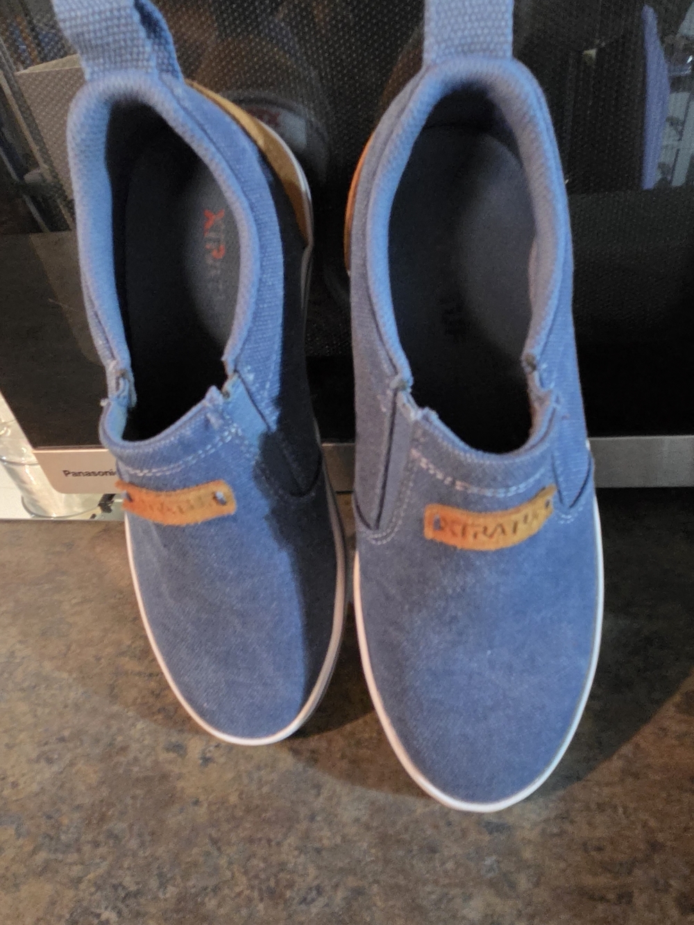Women's Slip-On Athletic Casual Sneakers in Blue